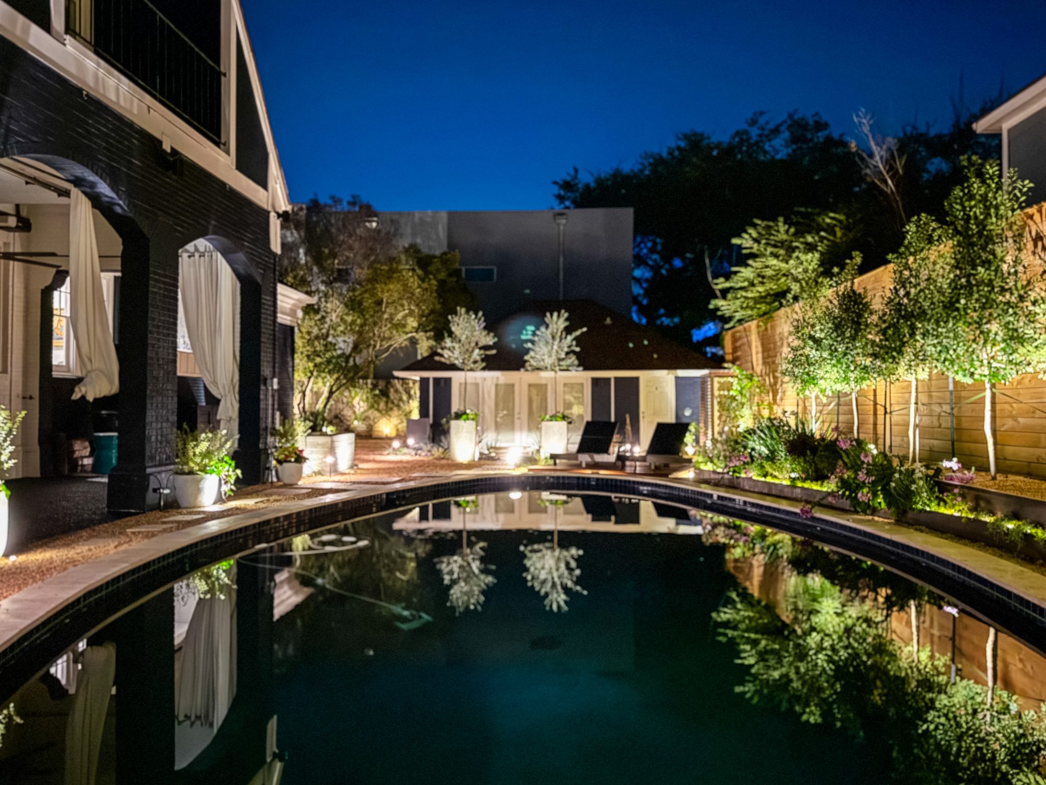 Garden concierge strategic maintenance service - expert pruning and seasonal care in Houston